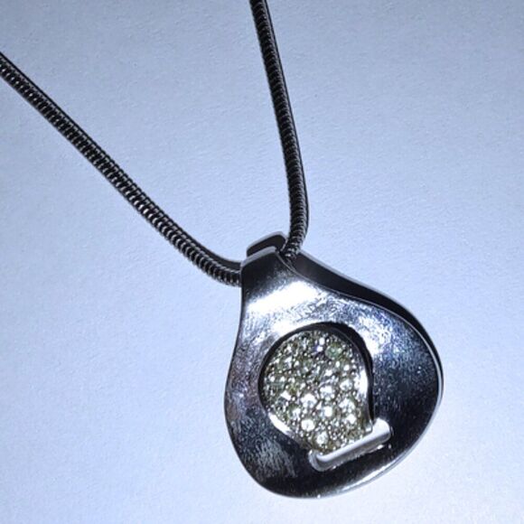 Givenchy vintage choker pendant necklace with crystals EUC - Picture 6 of 7